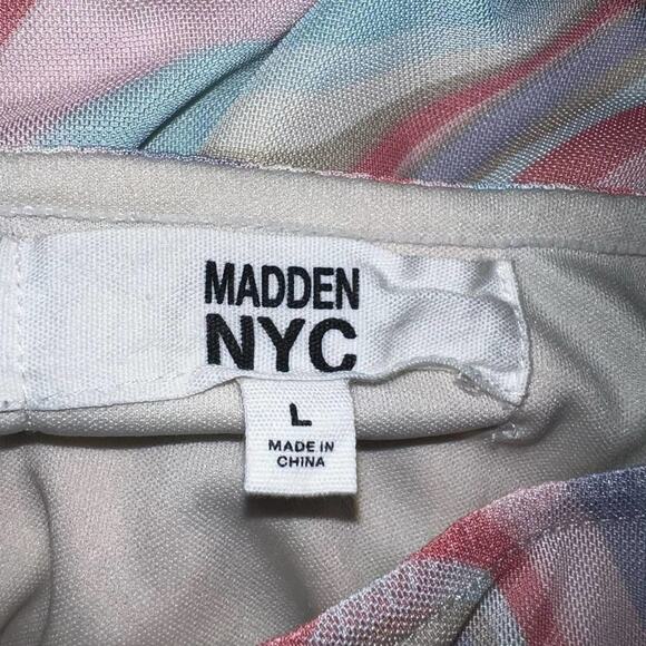 Madden NYC sheer long sleeve marble pattern crop top women’s size large - Picture 7 of 7